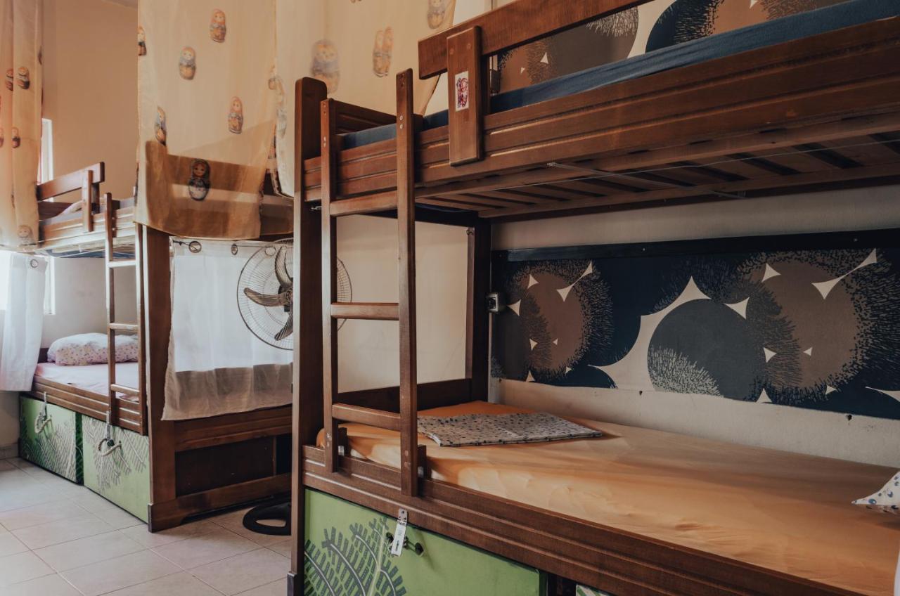 Hostel Albania Tirana Esterno foto